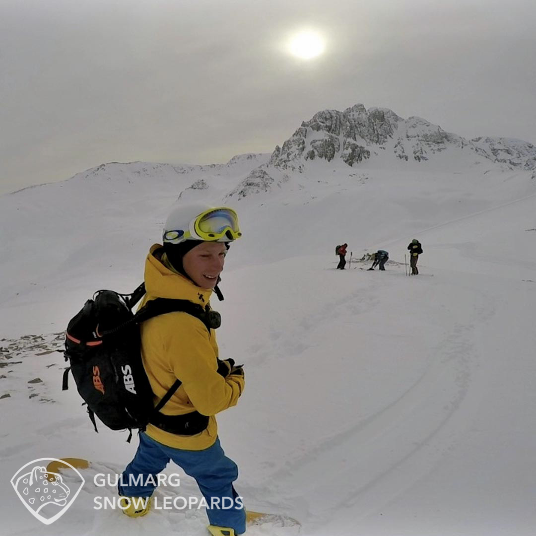 Heliskiing adjacent to Sunset Peak 